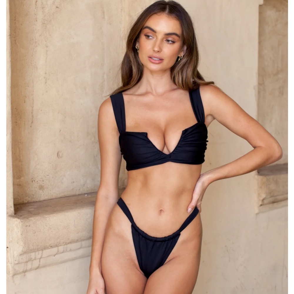 Black Bikini Set